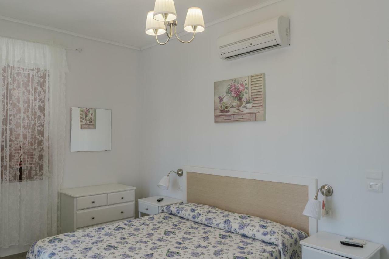Hotel Santa Rosalia Marina di Camerota Exteriér fotografie